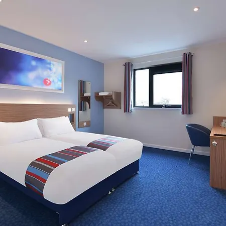 Otel Travelodge In Furness 3*